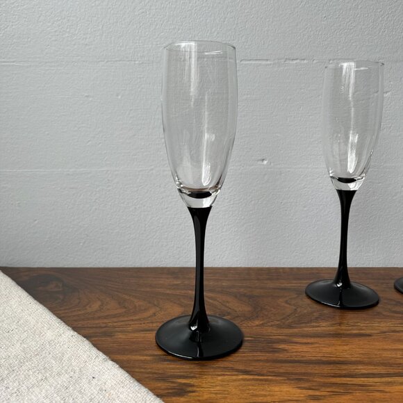 Luminarc Black Stem 3 Champagne Flute Wine Glasses 8.5" - Picture 4 of 12